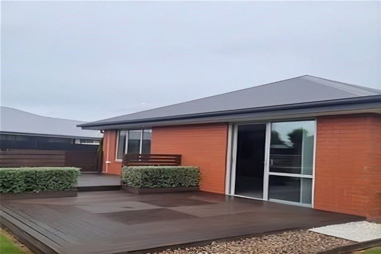 Photo of property in 15 Lambie Street, Leeston, 7632