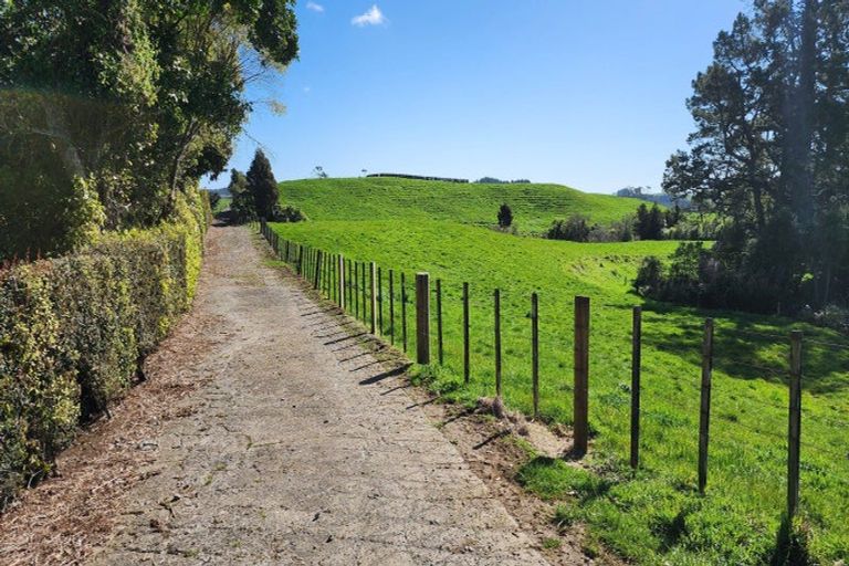 Photo of property in 868 Upland Road, Egmont Village, New Plymouth, 4372