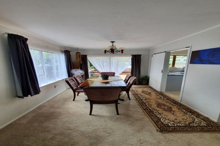 Photo of property in 12 Fairdale Avenue, Red Hill, Papakura, 2110