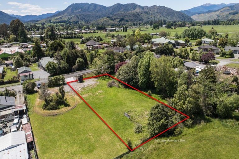 Photo of property in 12 Cromwell Street, Murchison, 7007