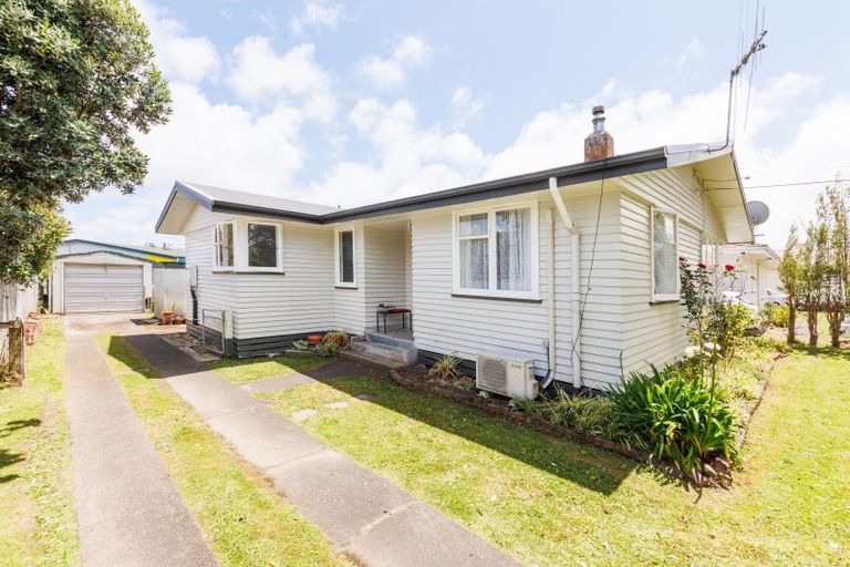 Photo of property in 63 Taumaihi Street, Bulls, 4818