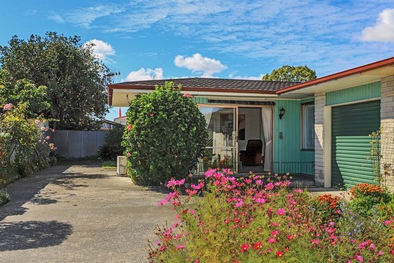 Photo of property in 3/508 Saint Aubyn, Hastings, 4122