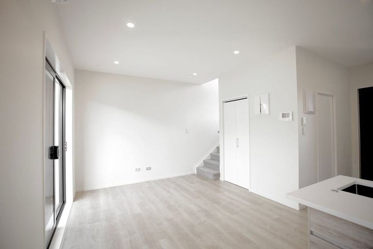 Photo of property in 48 Picturesque Drive, Flat Bush, Auckland, 2019