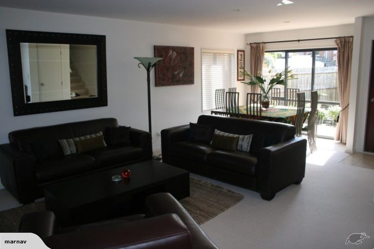 Photo of property in 35/22 Northcross Drive, Oteha, Auckland, 0632