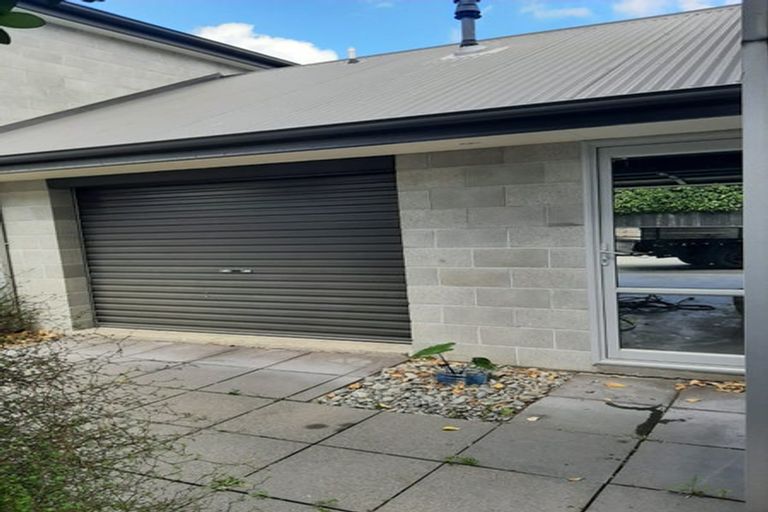 Photo of property in 94a Packe Street, Edgeware, Christchurch, 8013
