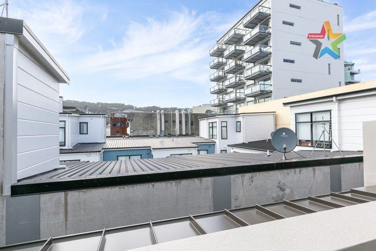 Photo of property in Mendosa Terraces Apartments, 26/9 Ebor Street, Te Aro, Wellington, 6011