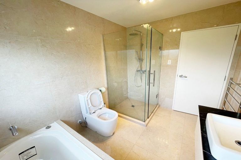 Photo of property in 324a Royal Road, Massey, Auckland, 0614