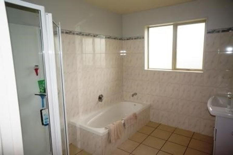 Photo of property in 116 Johns Road, Rangiora, 7400