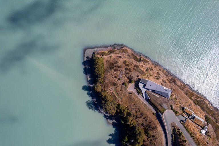 Photo of property in 4 Ohinehau Lane, Charteris Bay, Governors Bay, 8971