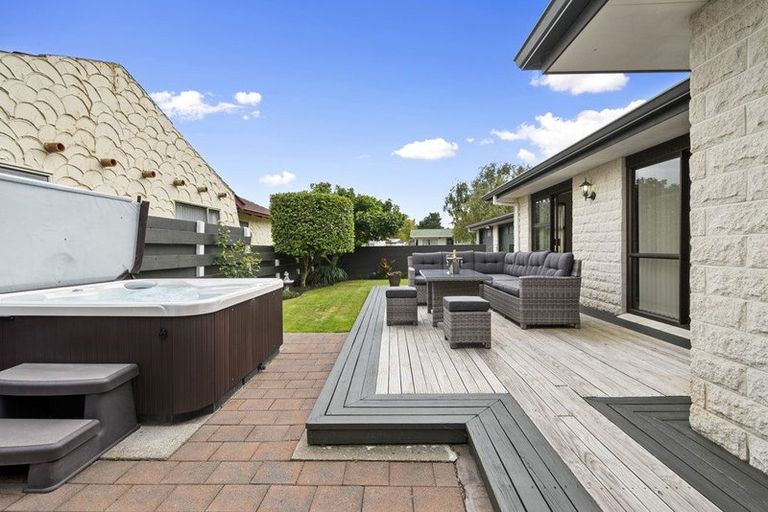 Photo of property in 27 Humphries Place, Awapuni, Palmerston North, 4412