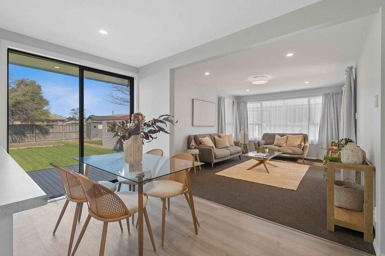 Photo of property in 13 Roswell Place, Islington, Christchurch, 8042