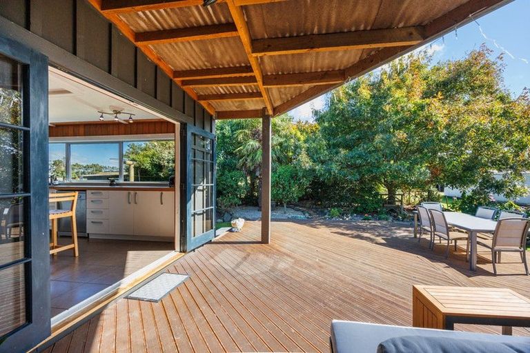 Photo of property in 573 Napier Road, Whakarongo, Palmerston North, 4470