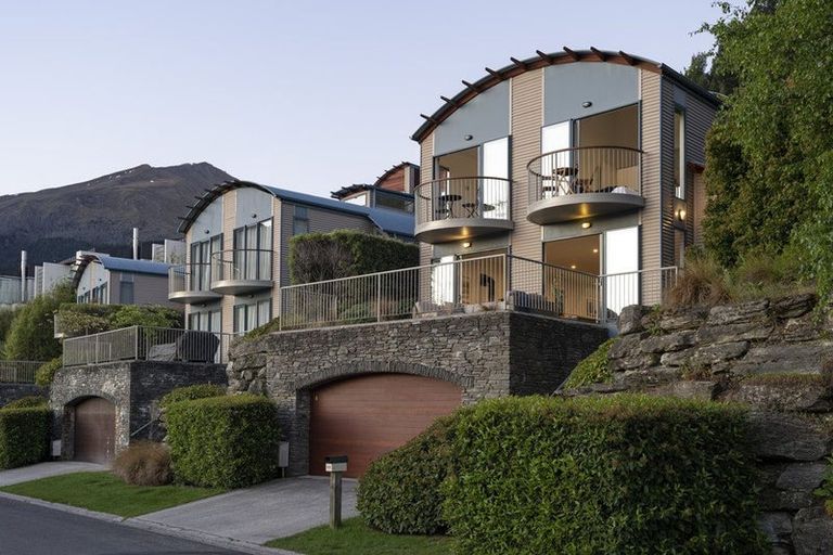 Photo of property in 1/43 Belfast Terrace, Queenstown, 9300