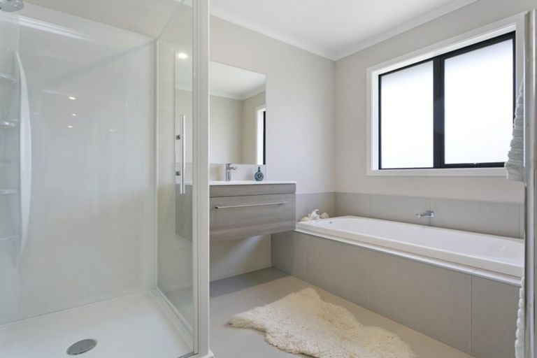 Photo of property in 93 Saint Kilda Road, Cambridge, 3434