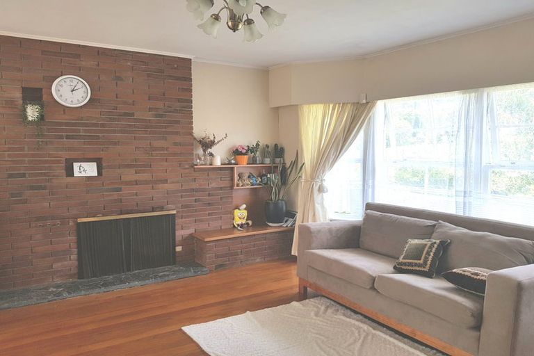 Photo of property in 228 Forrest Hill Road, Forrest Hill, Auckland, 0620