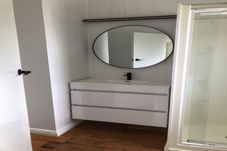 Photo of property in 41 Bourke Street, Palmerston North, 4410