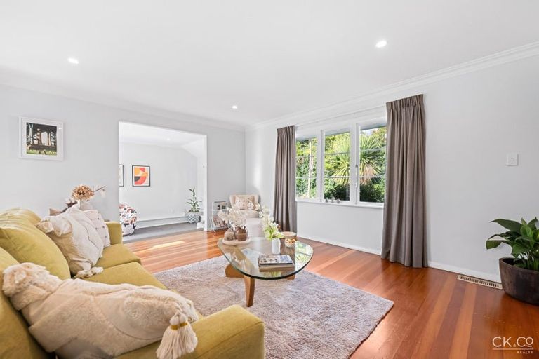 Photo of property in 5 Chilton Grove, Hutt Central, Lower Hutt, 5010