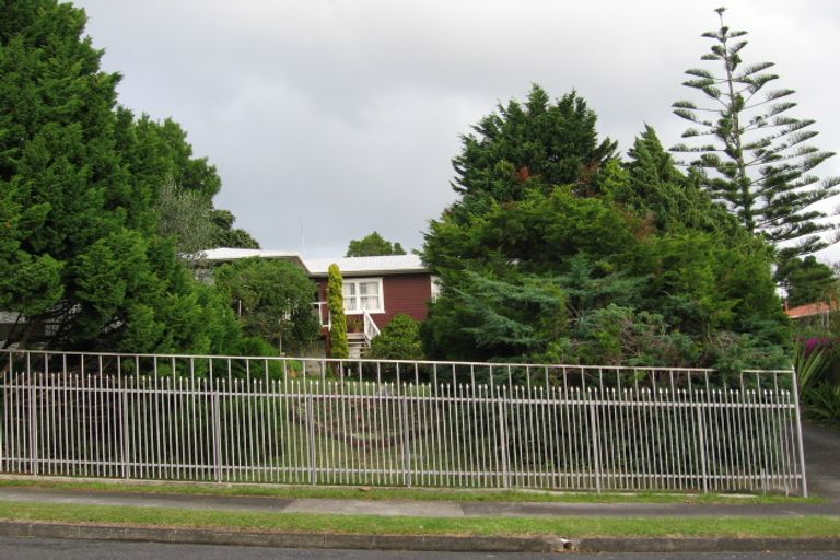 Photo of property in 35 Sherwood Avenue, Te Atatu South, Auckland, 0610