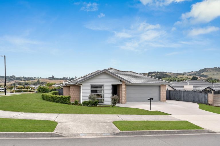 Photo of property in 1 Helenvale Crescent, Pokeno, 2402