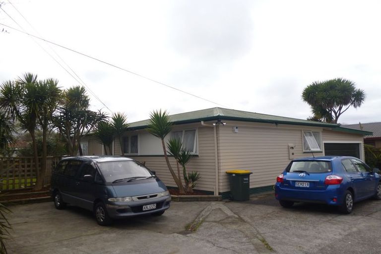 Photo of property in 45 Cargill Street, Papakura, 2110