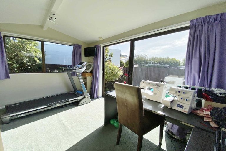 Photo of property in 55 Gladson Avenue, Sockburn, Christchurch, 8042
