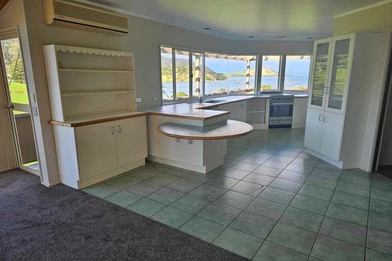 Photo of property in 6 Whangarei Heads Road, Whangarei Heads, 0174
