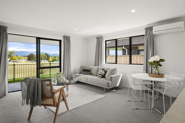 Photo of property in 26 Richardson Road, Omokoroa, 3114