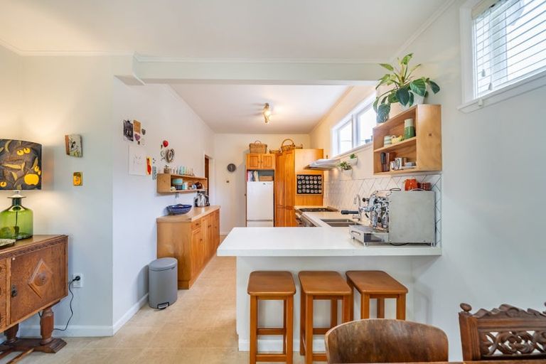 Photo of property in 53 Kensington Avenue, Petone, Lower Hutt, 5012