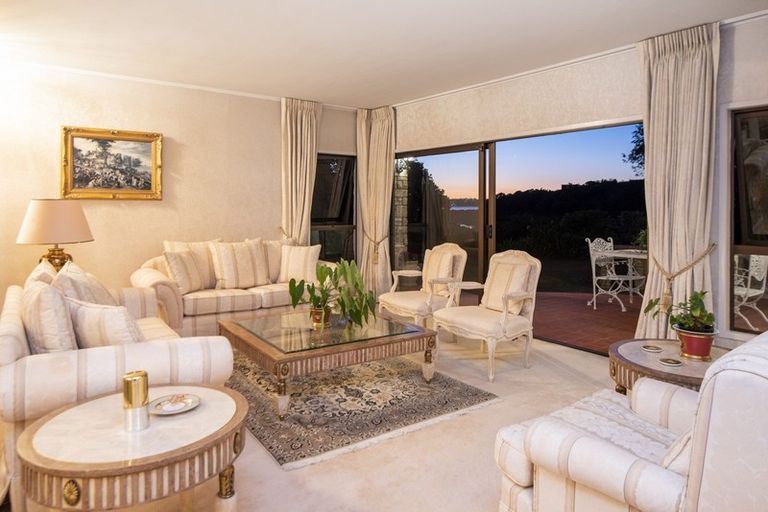 Photo of property in 20 Rapallo Place, Farm Cove, Auckland, 2012