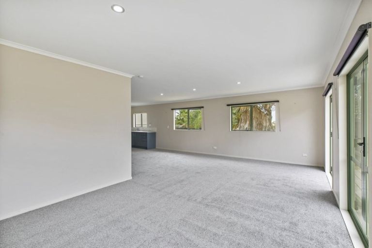 Photo of property in 23 Clea View, Gulf Harbour, Whangaparaoa, 0930