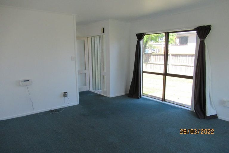 Photo of property in 61 Luanda Drive, Ranui, Auckland, 0612