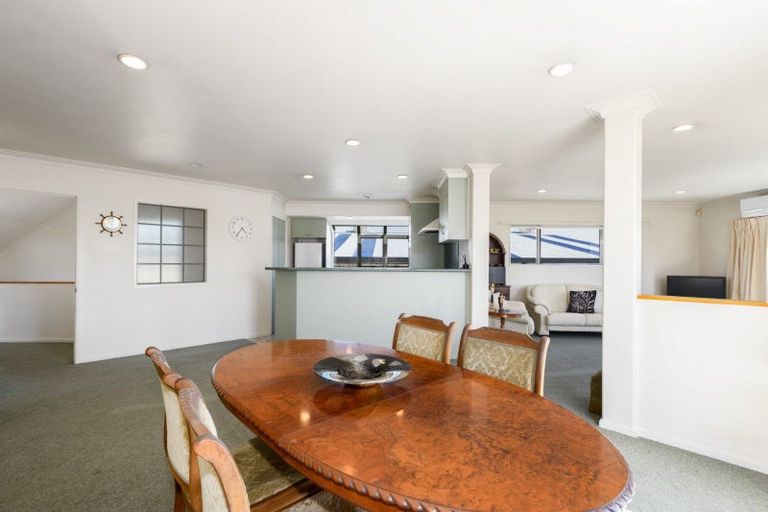 Photo of property in 409b Devonport Road, Tauranga South, Tauranga, 3112