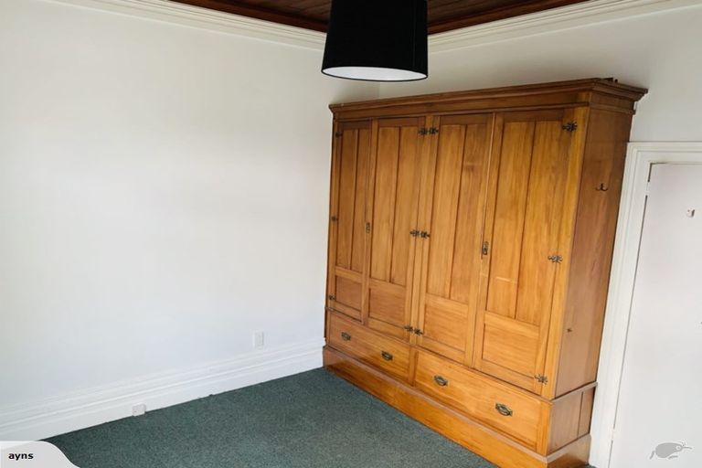 Photo of property in 9 Kinross White Street, Napier South, Napier, 4110