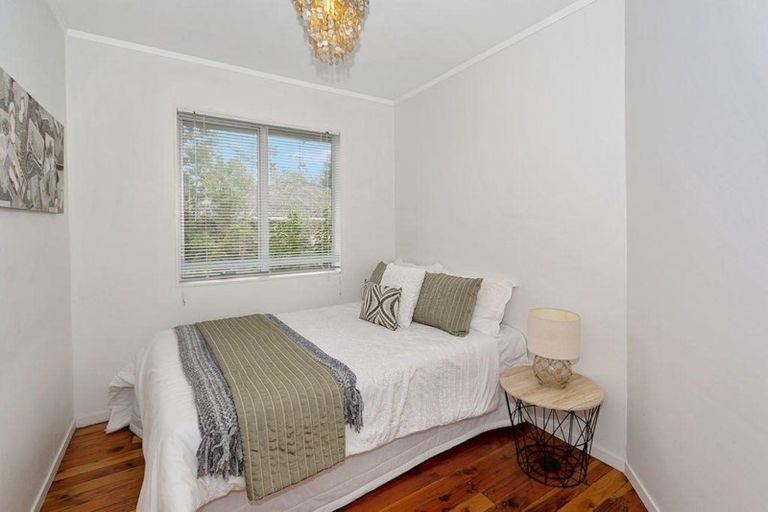 Photo of property in 4/24 Woodglen Road, Glen Eden, Auckland, 0602