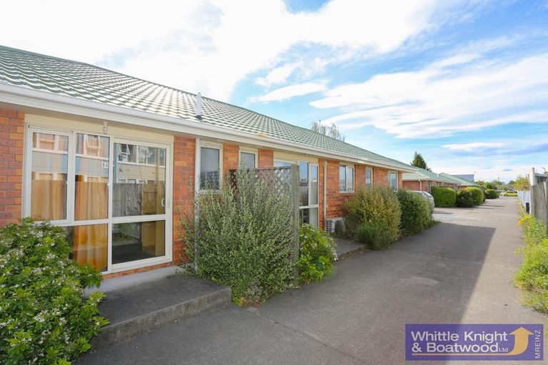 Photo of property in 287c Riccarton Road, Upper Riccarton, Christchurch, 8041