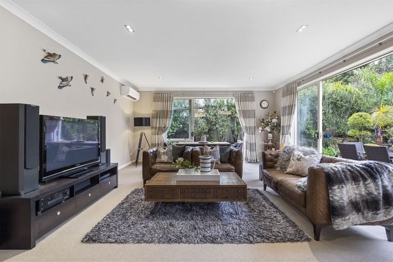 Photo of property in 58 Coachman Drive, Flat Bush, Auckland, 2016