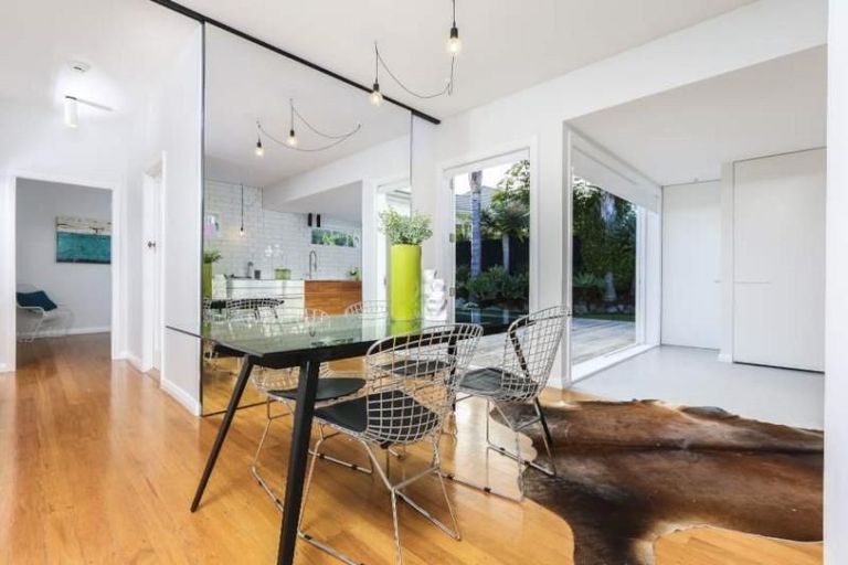 Photo of property in 20 Tirotai Crescent, Westmere, Auckland, 1022