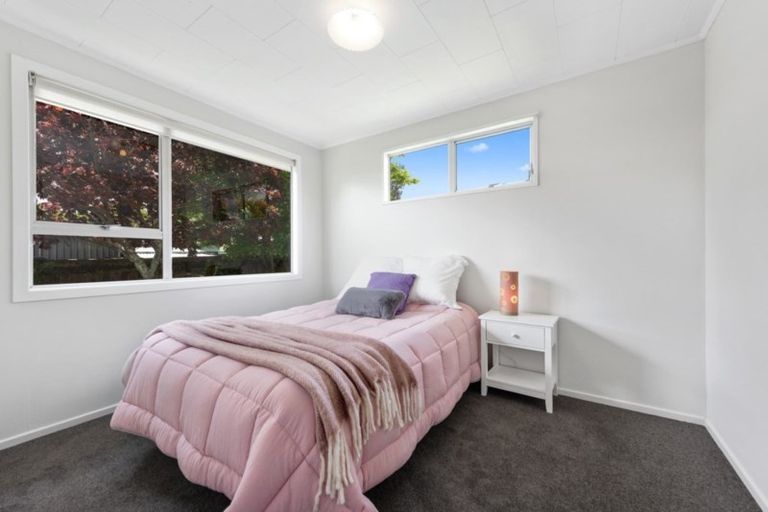 Photo of property in 30 Shanly Street, Brown Owl, Upper Hutt, 5018