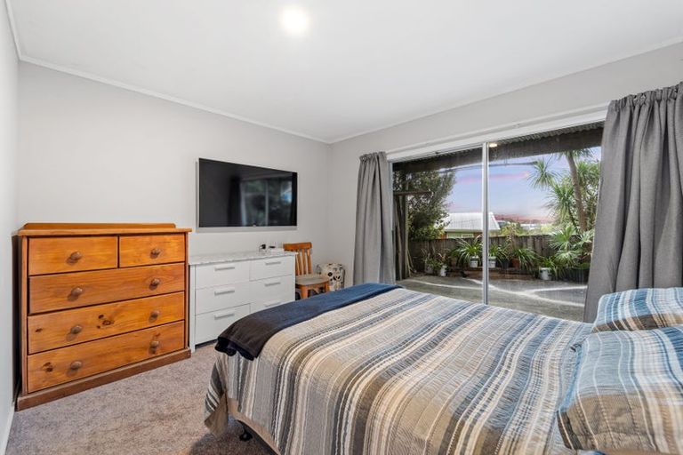 Photo of property in 107 Braemar Road, Castor Bay, Auckland, 0620