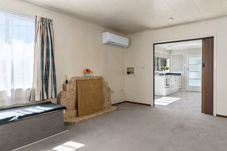 Photo of property in 5a Montgomery Street, Waipukurau, 4200