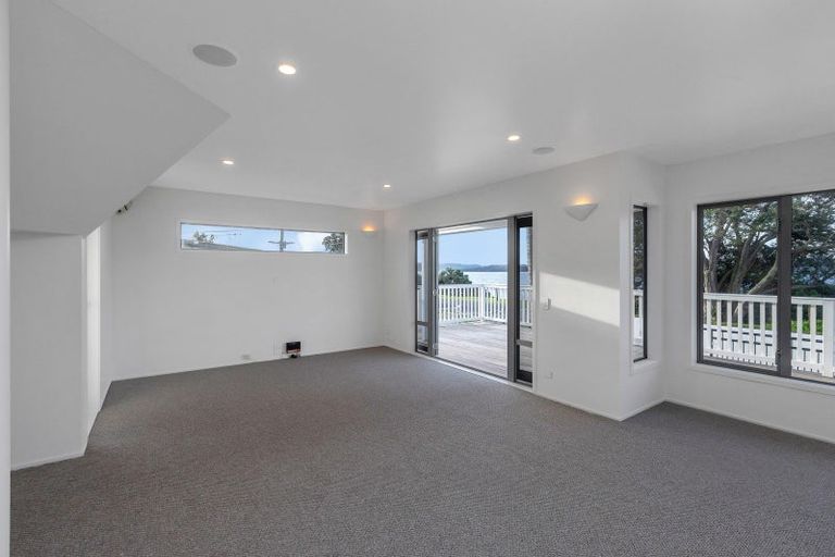 Photo of property in 237 One Tree Point Road, One Tree Point, 0118