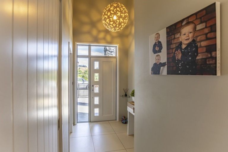 Photo of property in 6a Parkland Drive, Waipawa, 4210