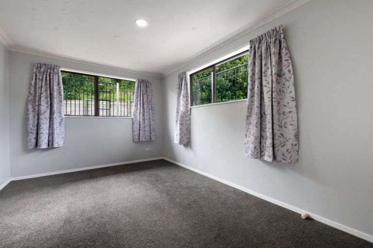 Photo of property in 10 Herald Way, Welcome Bay, Tauranga, 3112