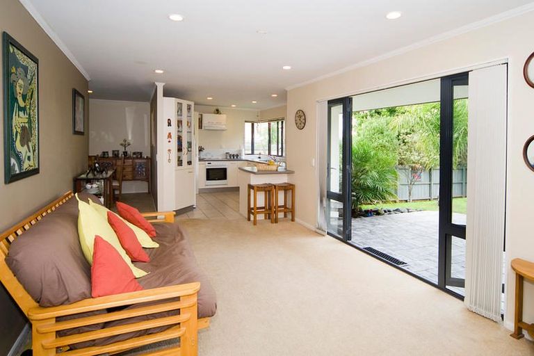 Photo of property in 20 Excelsa Place, Albany, Auckland, 0632