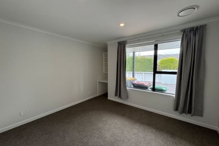 Photo of property in 18 Sabys Road, Halswell, Christchurch, 8025