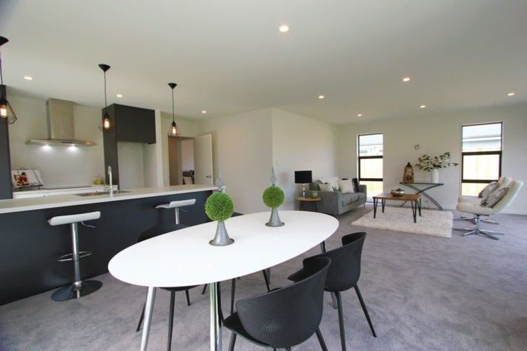 Photo of property in 17 Northmoor Boulevard, Rolleston, 7615