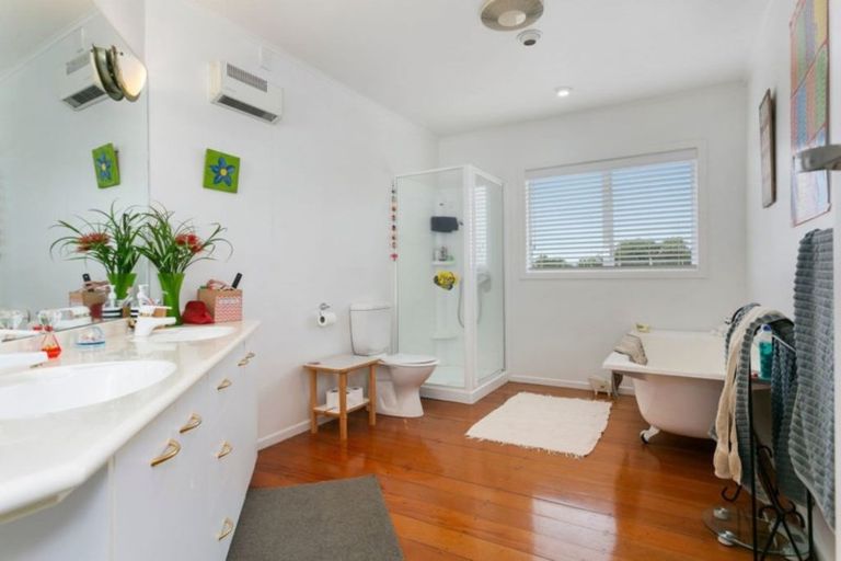 Photo of property in 213 Thornton Road, Cambridge, 3434