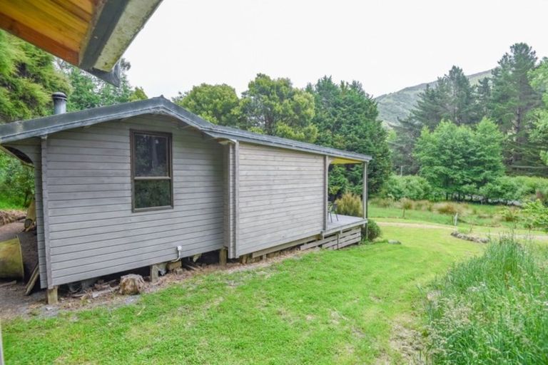 Photo of property in 578 Le Bons Bay Road, Le Bons Bay, Akaroa, 7583