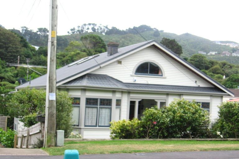 Photo of property in 6 Agra Crescent, Khandallah, Wellington, 6035