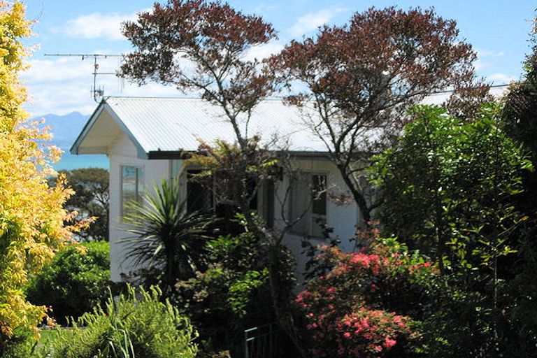 Photo of property in 18 Wastney Terrace, Marybank, Nelson, 7010